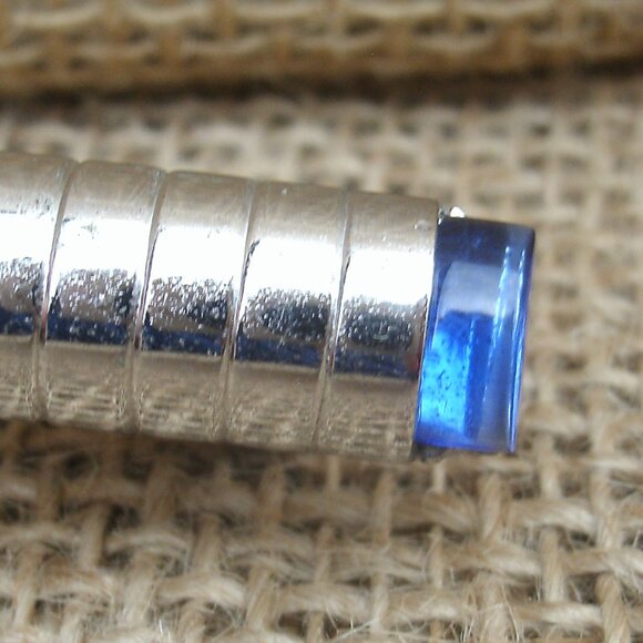 Vintage Anson Silver & Blue Acrylic Tie Bar - Picture 8 of 10